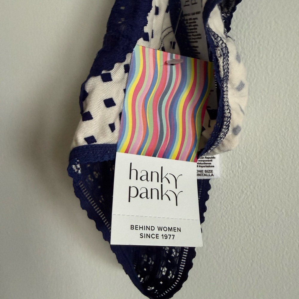 Bundle of Two Hanky Panky Thong OS NEW - Picture 3 of 5